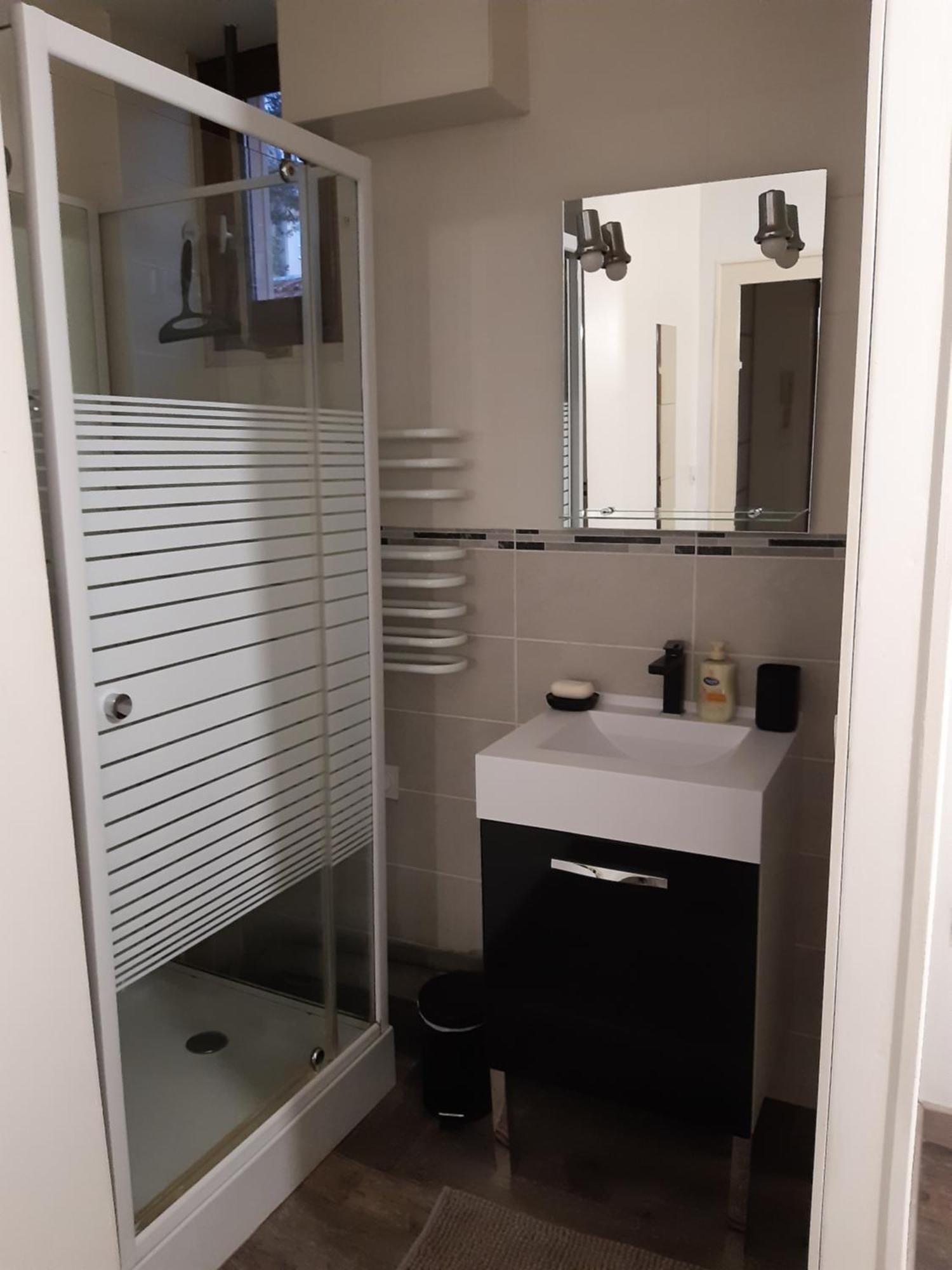 Joli Appartement T2 Agglo Troyes Sainte-Savine Zewnętrze zdjęcie